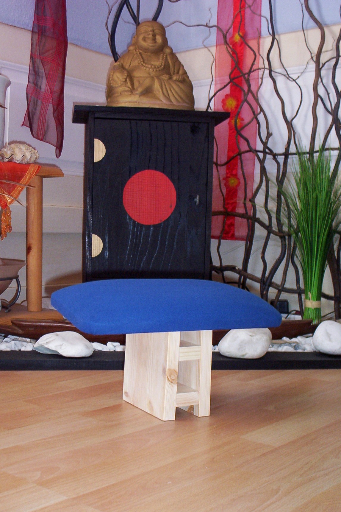 Meditationsbank Zakura Pro Meditationsbank Zakura Pro