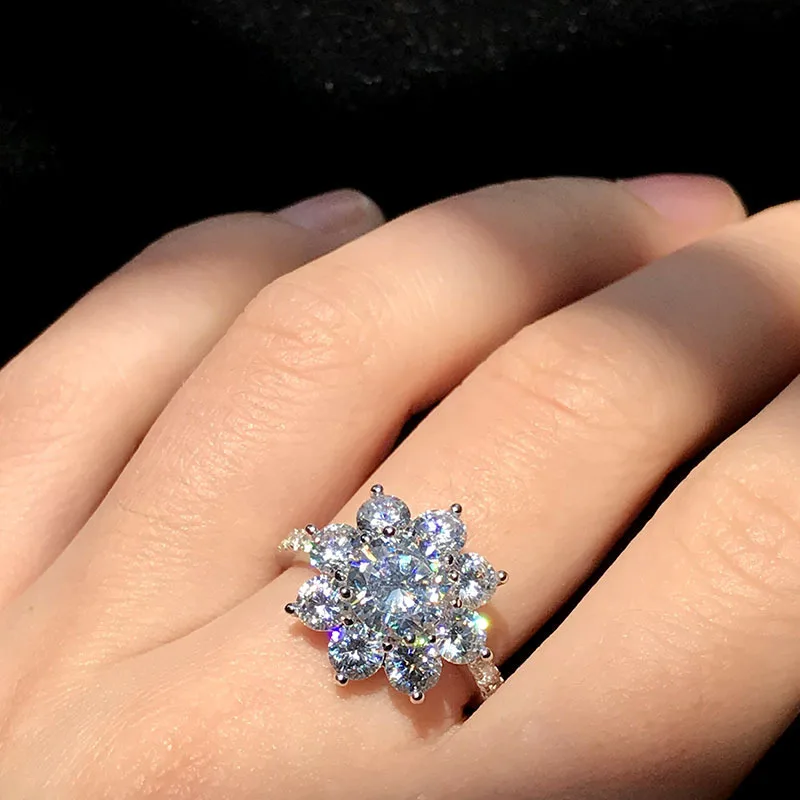 Natürliche Moissanit-Blumen-Anhänger-Halskette, 925Er-Sterlingsilber, Pave, Aaaaa, Cz-Halsband, Statement-Halskette Für Damen, Brautschmuck Natürliche Moissanit-Blumen-Anhänger-Halskette, 925Er-Sterlingsilber, Pave, Aaaaa, Cz-Halsband, Statement-Halskette Für Damen, Brautschmuck - Image 3