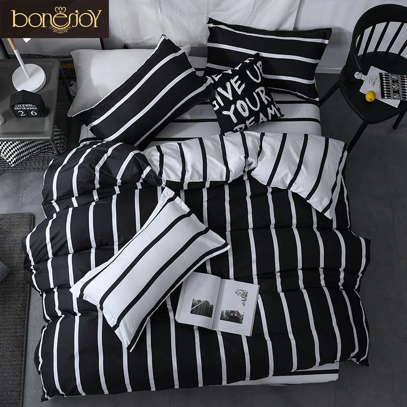 Bonenjoy Black And White Colo Striped Bed Cover Sets Single/Twin/Double/Queen/King Quilt Cover Bed Sheet Pillowcase Bedding Kit Bonenjoy Black And White Colo Striped Bed Cover Sets Single/Twin/Double/Queen/King Quilt Cover Bed Sheet Pillowcase Bedding Kit