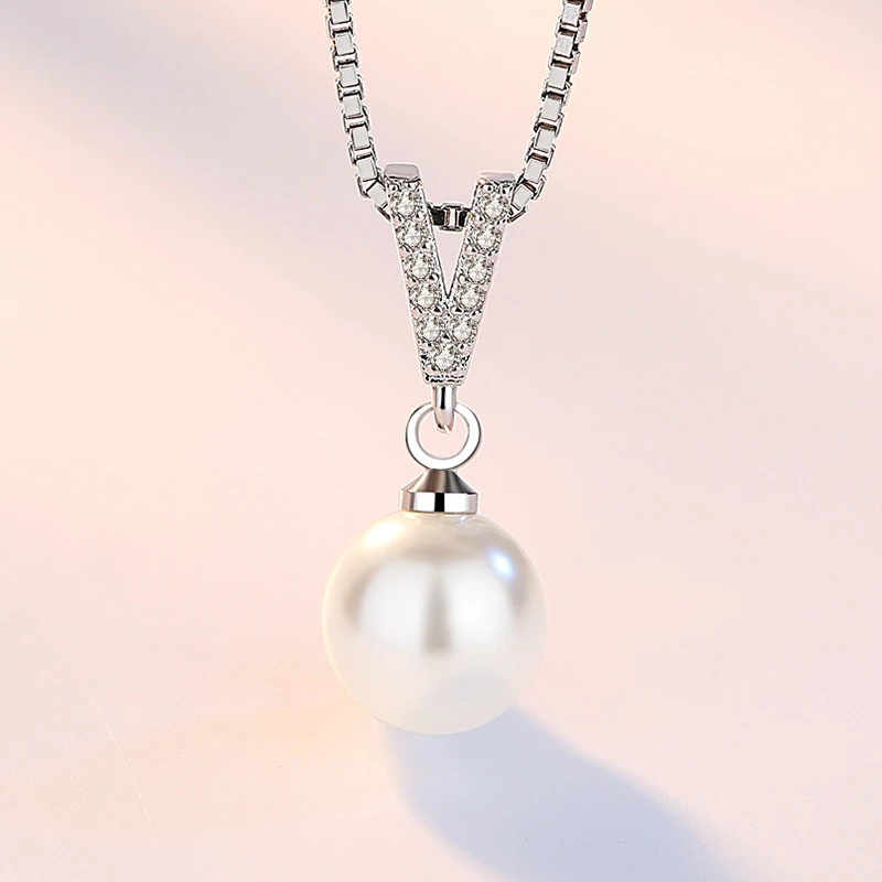 Neue 925 Sterling Silber Süßwasser Perle Cz Anhänger Halskette Feine V Glyphe Strass Tropfen Halsketten Frauen Hochzeit Schmuck Geschenk Neue 925 Sterling Silber Süßwasser Perle Cz Anhänger Halskette Feine V Glyphe Strass Tropfen Halsketten Frauen Hochzeit Schmuck Geschenk - Image 2