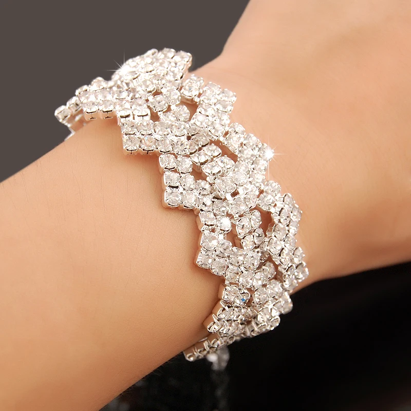 Neue Mode-Charm-Armbänder Aus 925Er Silber, Aaaaa-Zirkon-Kristall, Damen-Armband, Hochzeit, Verlobung, Luxus-Schmuck Neue Mode-Charm-Armbänder Aus 925Er Silber, Aaaaa-Zirkon-Kristall, Damen-Armband, Hochzeit, Verlobung, Luxus-Schmuck - Image 3