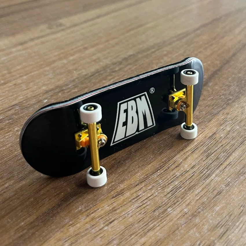 Professionelles Mini-Skateboard Aus Holz, Komplettes Finger-Skateboard Aus Ahorn, 32 Mm, 34 Mm, Perfektes Sammlerspielzeug, Geschenk Für Kinder Und Jugendliche Professionelles Mini-Skateboard Aus Holz, Komplettes Finger-Skateboard Aus Ahorn, 32 Mm, 34 Mm, Perfektes Sammlerspielzeug, Geschenk Für Kinder Und Jugendliche - Image 2
