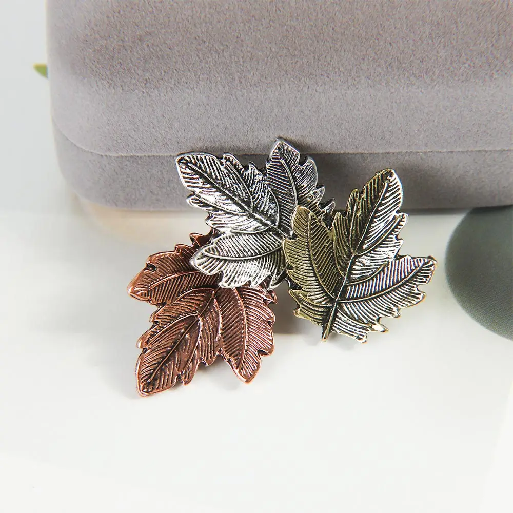 Broschen Metall Frauen Mädchen Charme Exquisite Kragen Revers Brosche Pins Mode Schmuck Party Bekleidungs Zubehör Vintage Ahornblatt Broschen Metall Frauen Mädchen Charme Exquisite Kragen Revers Brosche Pins Mode Schmuck Party Bekleidungs Zubehör Vintage Ahornblatt - Image 4