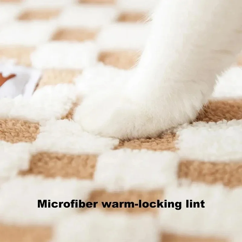 Warmes Plüsch-Katzenbett Für Den Winter Und Den Innenbereich Mit Rentier-Optik, Versteckspiel, Katzentunnel, Spielen Und Schlafen, Integriertes Katzenhaus, Haustiernest Warmes Plüsch-Katzenbett Für Den Winter Und Den Innenbereich Mit Rentier-Optik, Versteckspiel, Katzentunnel, Spielen Und Schlafen, Integriertes Katzenhaus, Haustiernest - Image 4
