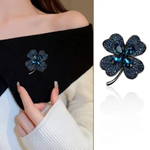 Blaue Farbe Strass Kleeblatt Broschen für Frauen Dame Blume Party Anstecknadeln Geschenke