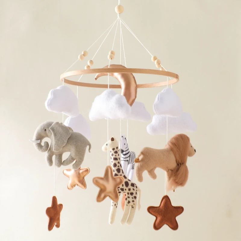 Babymobile Mit Holzrasseln, Weichen Filz-Tierfiguren, Musikbox Und Hängespielzeug Für Neugeborene – Babygeschenke Babymobile Mit Holzrasseln, Weichen Filz-Tierfiguren, Musikbox Und Hängespielzeug Für Neugeborene – Babygeschenke