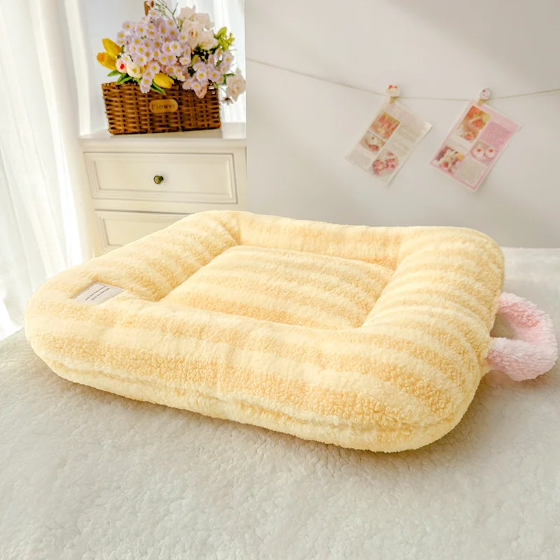 Cute Soft Pet Cat Bed Pad For Four Seasons Soft Plush Oval Comfortable Sleeping Washable For Small Medium Dogs/Cats Pet Products Cute Soft Pet Cat Bed Pad For Four Seasons Soft Plush Oval Comfortable Sleeping Washable For Small Medium Dogs/Cats Pet Products - Image 7