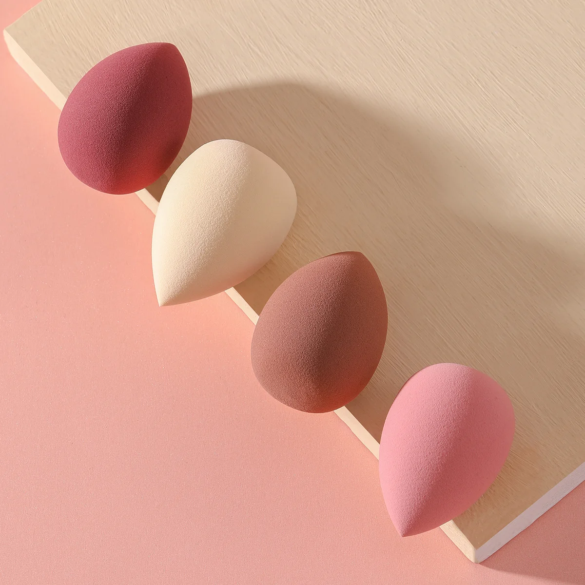 4 Pcs Beauty Egg Makeup Sponge Blenders Beauty Sponges Foundation Applicator 4 Pcs Beauty Egg Makeup Sponge Blenders Beauty Sponges Foundation Applicator - Image 7