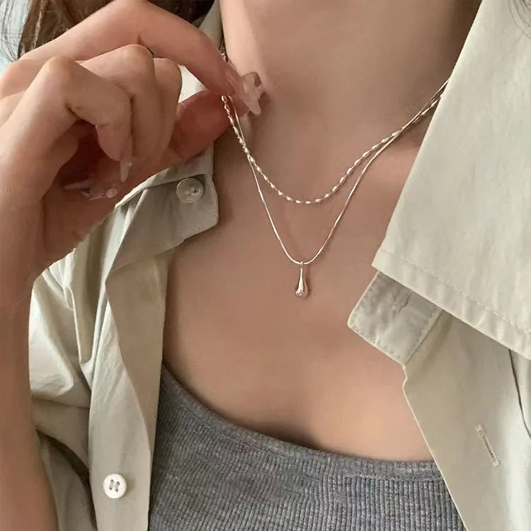 Neue Silber Einfache Design Tropfen Anhänger Halskette Für Frauen Doppel Kragen Kette Mode Edlen Schmuck Geschenke Lange Layered Halskette Neue Silber Einfache Design Tropfen Anhänger Halskette Für Frauen Doppel Kragen Kette Mode Edlen Schmuck Geschenke Lange Layered Halskette - Image 4