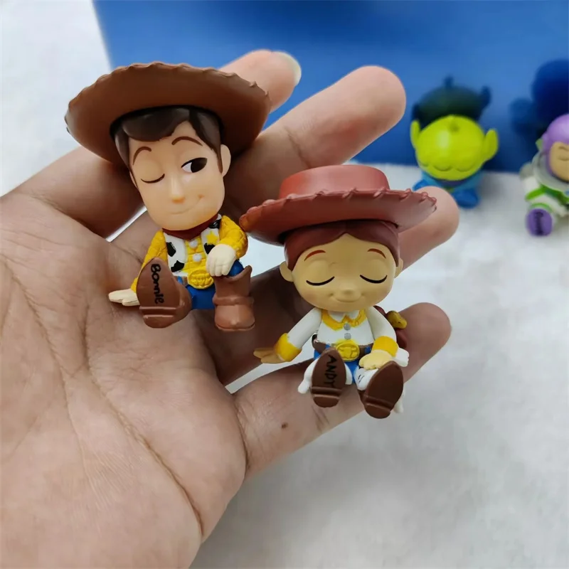 4 Teile/Satz Disney Toy Story 4 Woody Jessie Alien Buzz Lightyear Schlaf Figuren Anime Sammlung Figur Puppe Spielzeug Modell Für Geschenk 4 Teile/Satz Disney Toy Story 4 Woody Jessie Alien Buzz Lightyear Schlaf Figuren Anime Sammlung Figur Puppe Spielzeug Modell Für Geschenk - Image 6