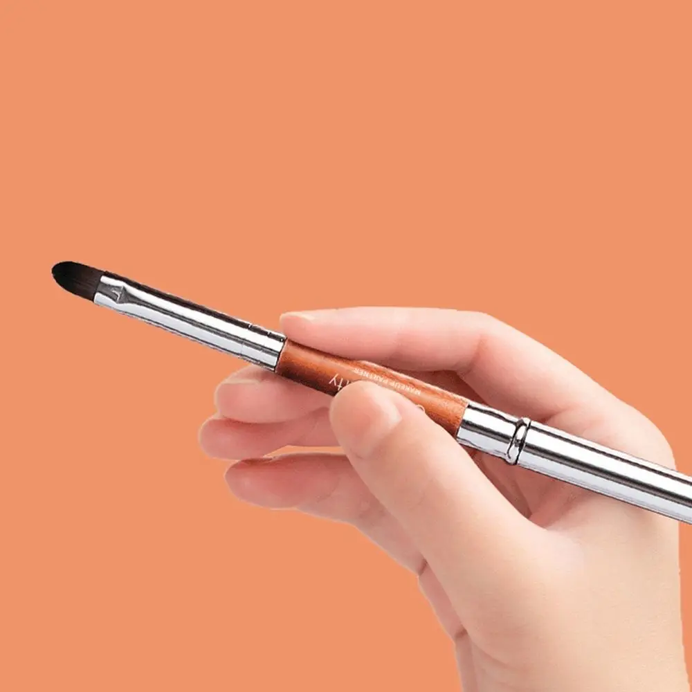 Beauty Make Up Tool Lip Gloss Brush Makeup Brush With Protect Cap Lady Lipstick Brush Cosmetic Brush Concealer Brush Lip Brush Beauty Make Up Tool Lip Gloss Brush Makeup Brush With Protect Cap Lady Lipstick Brush Cosmetic Brush Concealer Brush Lip Brush - Image 4