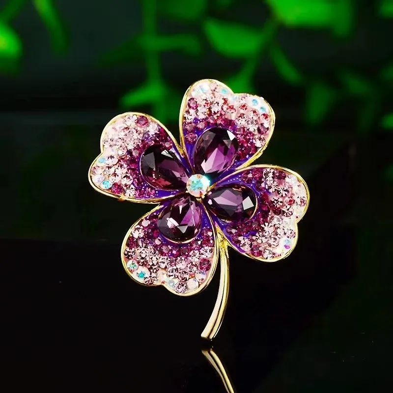 Blaue Farbe Strass Kleeblatt Broschen Für Frauen Dame Blume Party Anstecknadeln Geschenke Blaue Farbe Strass Kleeblatt Broschen Für Frauen Dame Blume Party Anstecknadeln Geschenke - Image 13