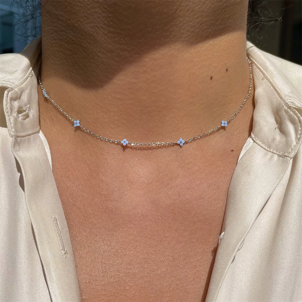 Neue Design Winzige Blaue Blume Halskette Für Frauen Gold Farbe Nette Anhänger Halskette Trendy Weibliche Geburtstag Schmuck Bijoux Geschenk Neue Design Winzige Blaue Blume Halskette Für Frauen Gold Farbe Nette Anhänger Halskette Trendy Weibliche Geburtstag Schmuck Bijoux Geschenk - Image 2