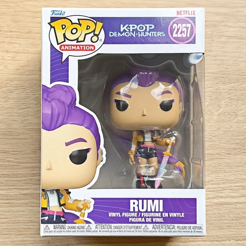 Funko Pop Huntr/X K-Pop Demon Hunters Derpy Mit Sussie Rumi Zoey Jinu Mira Vinylfigur, Sammlermodell, Desktop-Ornament, Geschenk Funko Pop Huntr/X K-Pop Demon Hunters Derpy Mit Sussie Rumi Zoey Jinu Mira Vinylfigur, Sammlermodell, Desktop-Ornament, Geschenk - Image 8