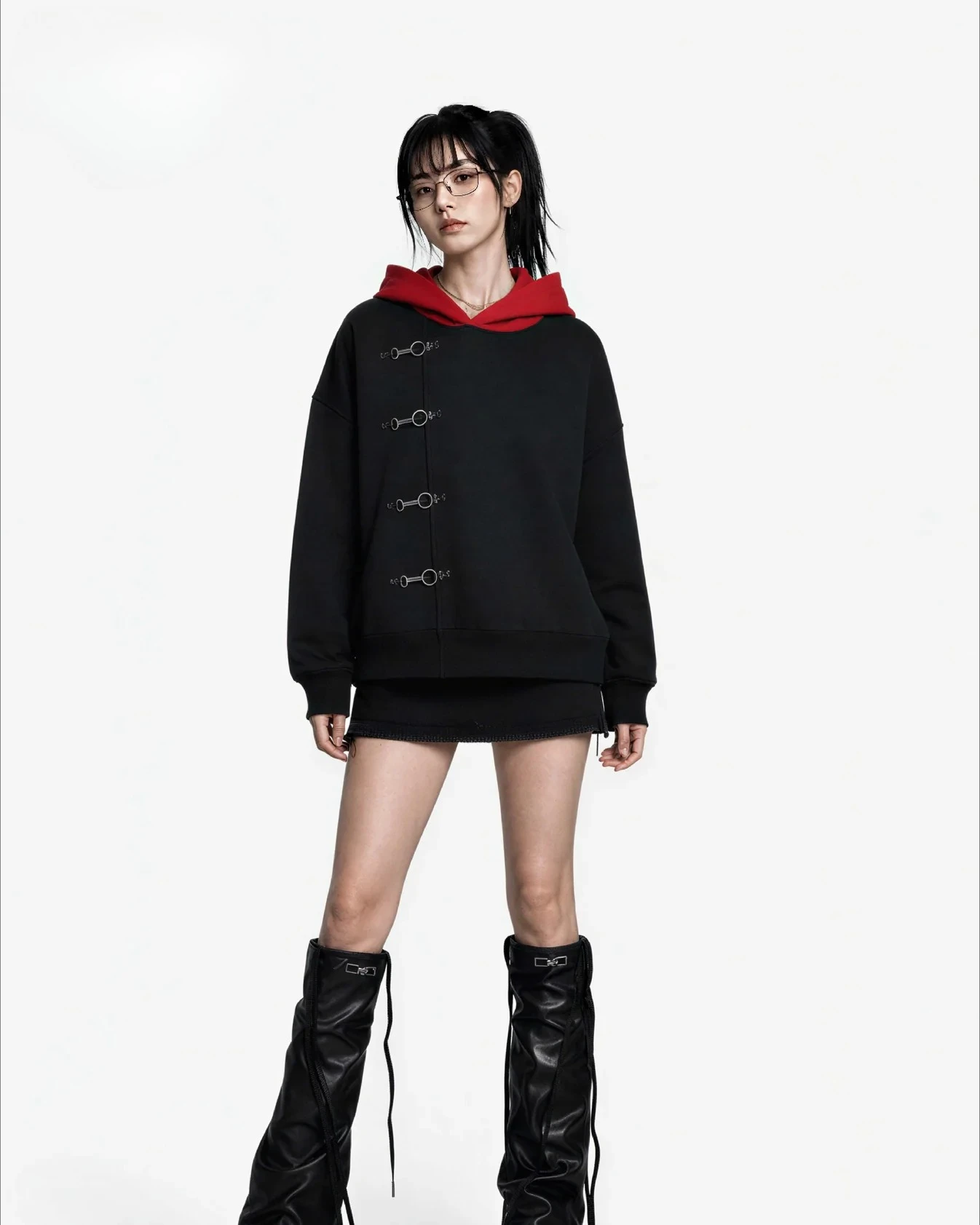 Y2K Red Itadori Hoodie, Übergroßes, Schwarz-Rotes, Gespleißtes Sweatshirt Mit Metallknöpfen, Trendige Und Schlichte Streetwear-Jacke Für Männer Und Frauen Y2K Red Itadori Hoodie, Übergroßes, Schwarz-Rotes, Gespleißtes Sweatshirt Mit Metallknöpfen, Trendige Und Schlichte Streetwear-Jacke Für Männer Und Frauen - Image 4