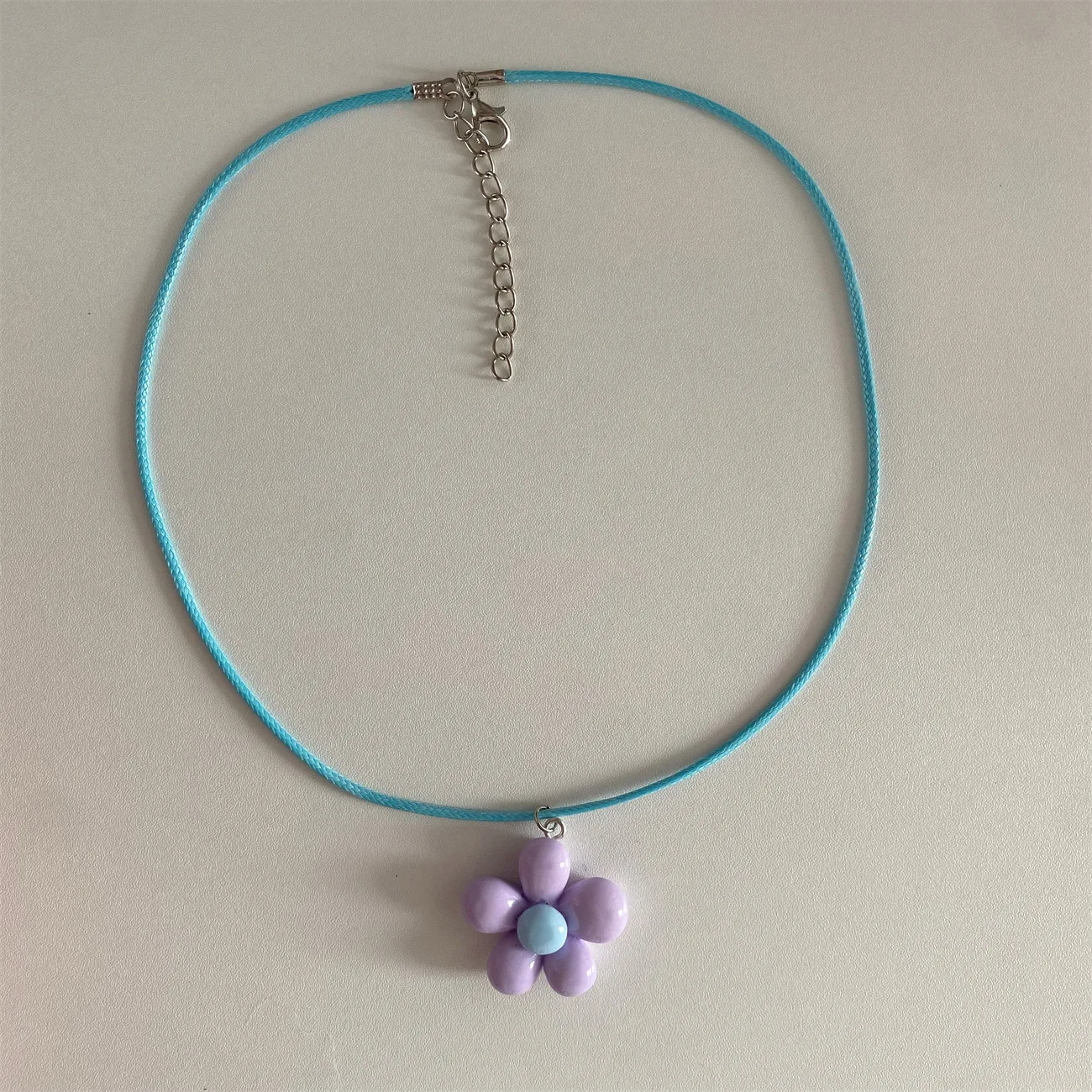 Lats Süße Bunte Blumen-Anhänger-Halskette Für Frauen Und Mädchen, Blumen-Design, Seilkette, Halsreifen, Modeschmuck, Geschenk Lats Süße Bunte Blumen-Anhänger-Halskette Für Frauen Und Mädchen, Blumen-Design, Seilkette, Halsreifen, Modeschmuck, Geschenk - Image 14