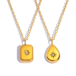 Exquisite Briolette- und Quadrat-Anhänger-Halskette für Damen |   Hypoallergene Polierte Edelstahlkette mit 18K Goldplattierung