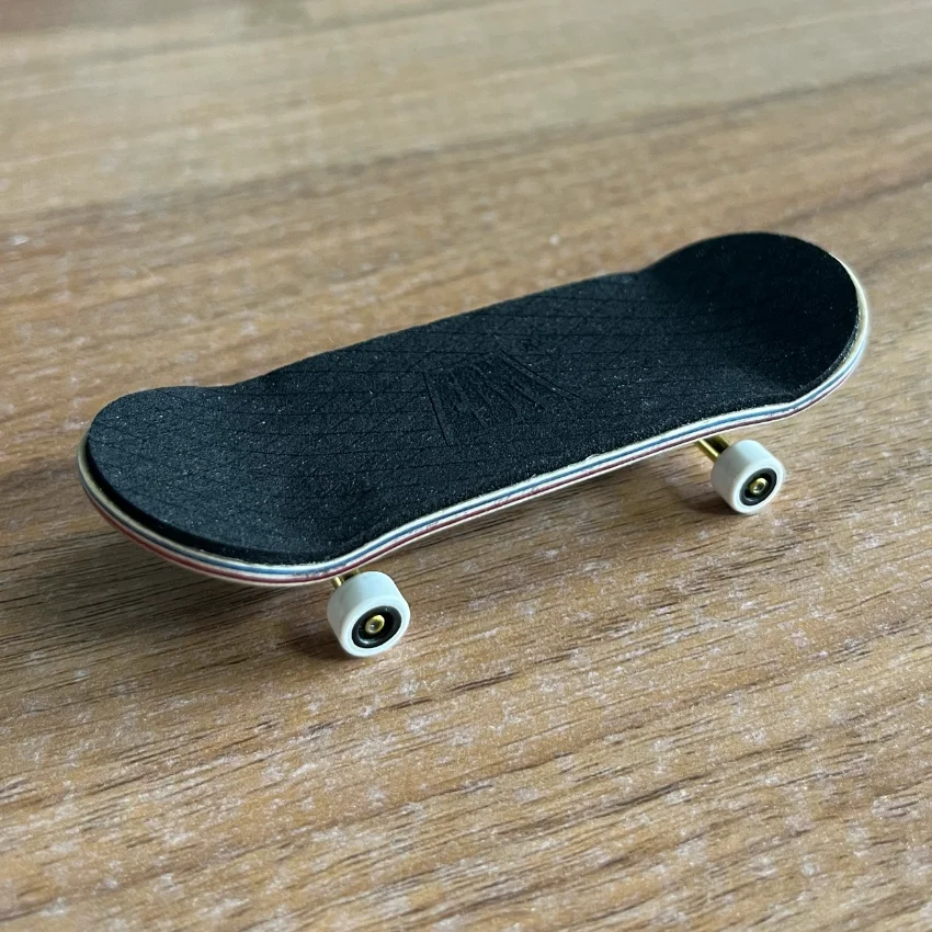 Professionelles Mini-Skateboard Aus Holz, Komplettes Finger-Skateboard Aus Ahorn, 32 Mm, 34 Mm, Perfektes Sammlerspielzeug, Geschenk Für Kinder Und Jugendliche Professionelles Mini-Skateboard Aus Holz, Komplettes Finger-Skateboard Aus Ahorn, 32 Mm, 34 Mm, Perfektes Sammlerspielzeug, Geschenk Für Kinder Und Jugendliche