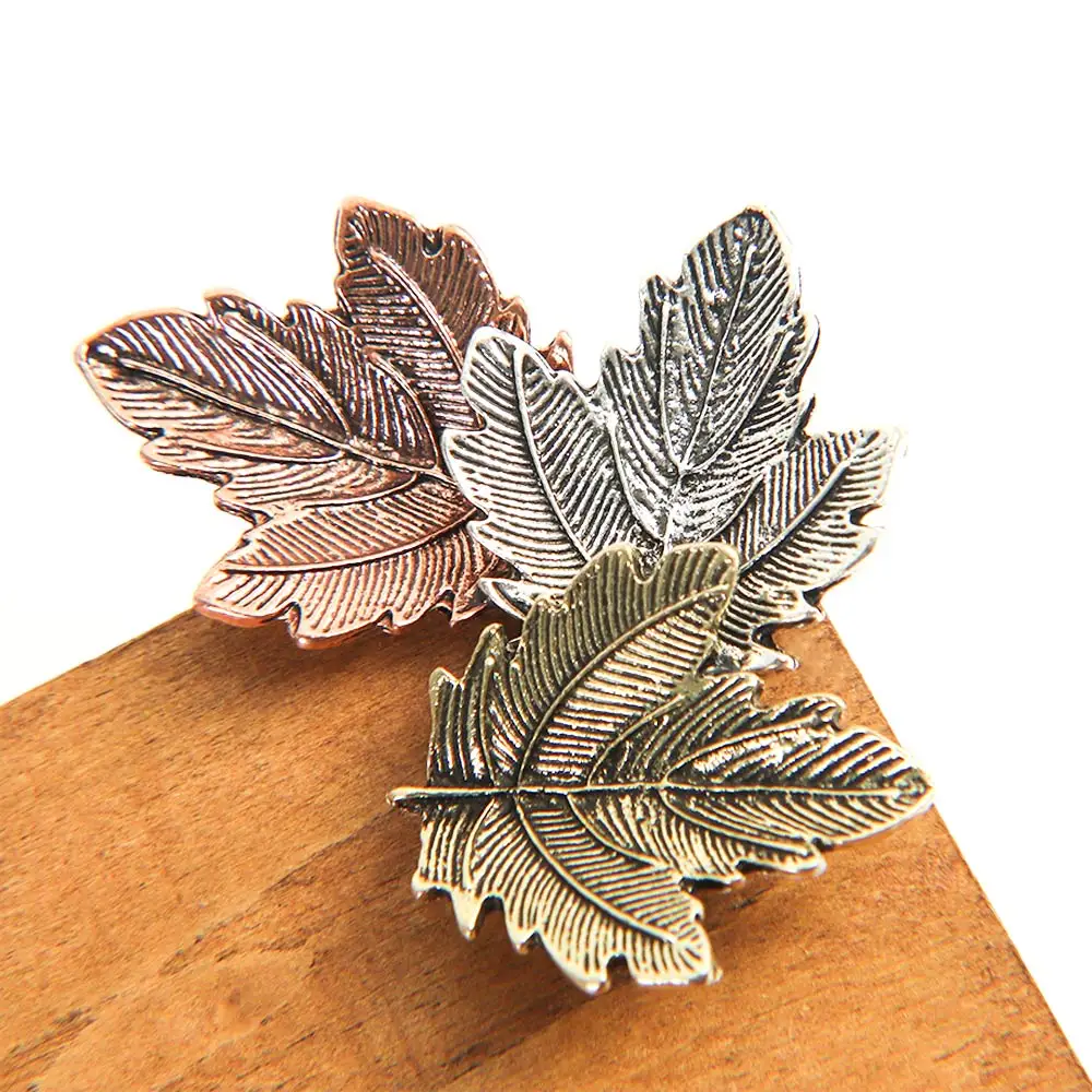 Broschen Metall Frauen Mädchen Charme Exquisite Kragen Revers Brosche Pins Mode Schmuck Party Bekleidungs Zubehör Vintage Ahornblatt Broschen Metall Frauen Mädchen Charme Exquisite Kragen Revers Brosche Pins Mode Schmuck Party Bekleidungs Zubehör Vintage Ahornblatt - Image 5