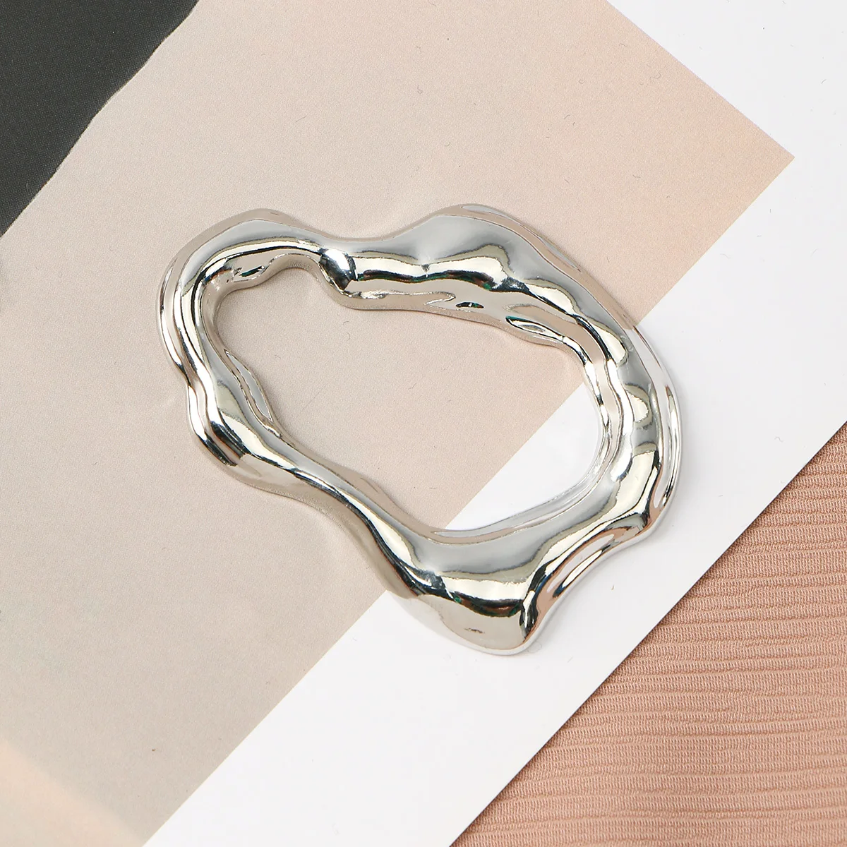 Luxuriöse Helle Goldfarbene Schnallen, Muslimischer Schal, Ring, Hijab-Zubehör, Unregelmäßig Geformte Große Schnallen, Mantelgürtelschnallen Für Damen Luxuriöse Helle Goldfarbene Schnallen, Muslimischer Schal, Ring, Hijab-Zubehör, Unregelmäßig Geformte Große Schnallen, Mantelgürtelschnallen Für Damen - Image 8