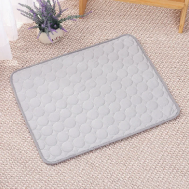 Hundekühlmatte Sommer Haustier-Kühlbett Extra Groß Für Kleine Und Große Hunde Haustierzubehör Katze Langlebige Decke Sofa Katzen-Eisdecke Hundekühlmatte Sommer Haustier-Kühlbett Extra Groß Für Kleine Und Große Hunde Haustierzubehör Katze Langlebige Decke Sofa Katzen-Eisdecke - Image 8