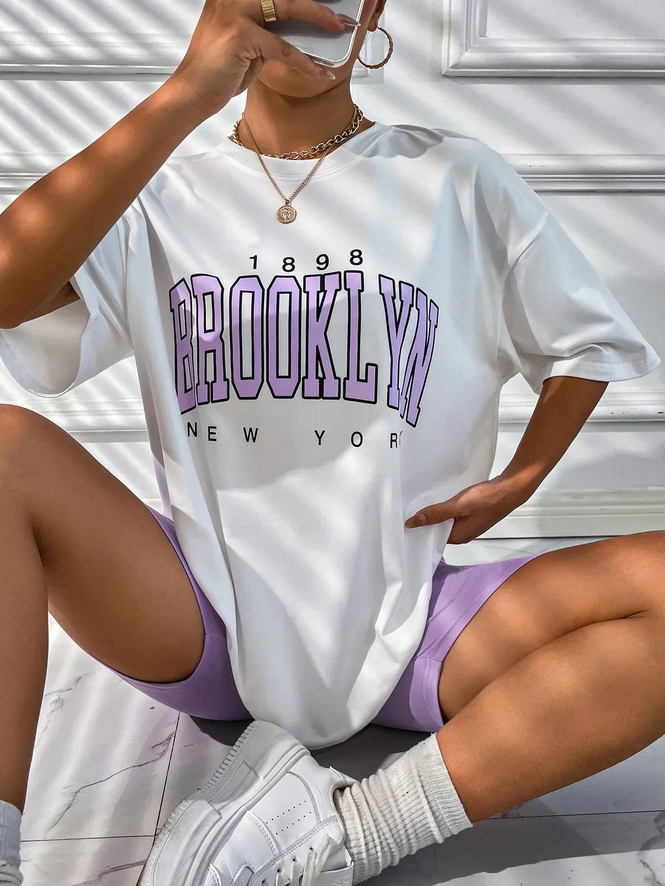 Vintage 1898 Brooklyn New York Damen T-Shirts, Übergröße, Amerikanische Kurzarm-Freizeitkleidung, Street Woman Tops Vintage 1898 Brooklyn New York Damen T-Shirts, Übergröße, Amerikanische Kurzarm-Freizeitkleidung, Street Woman Tops