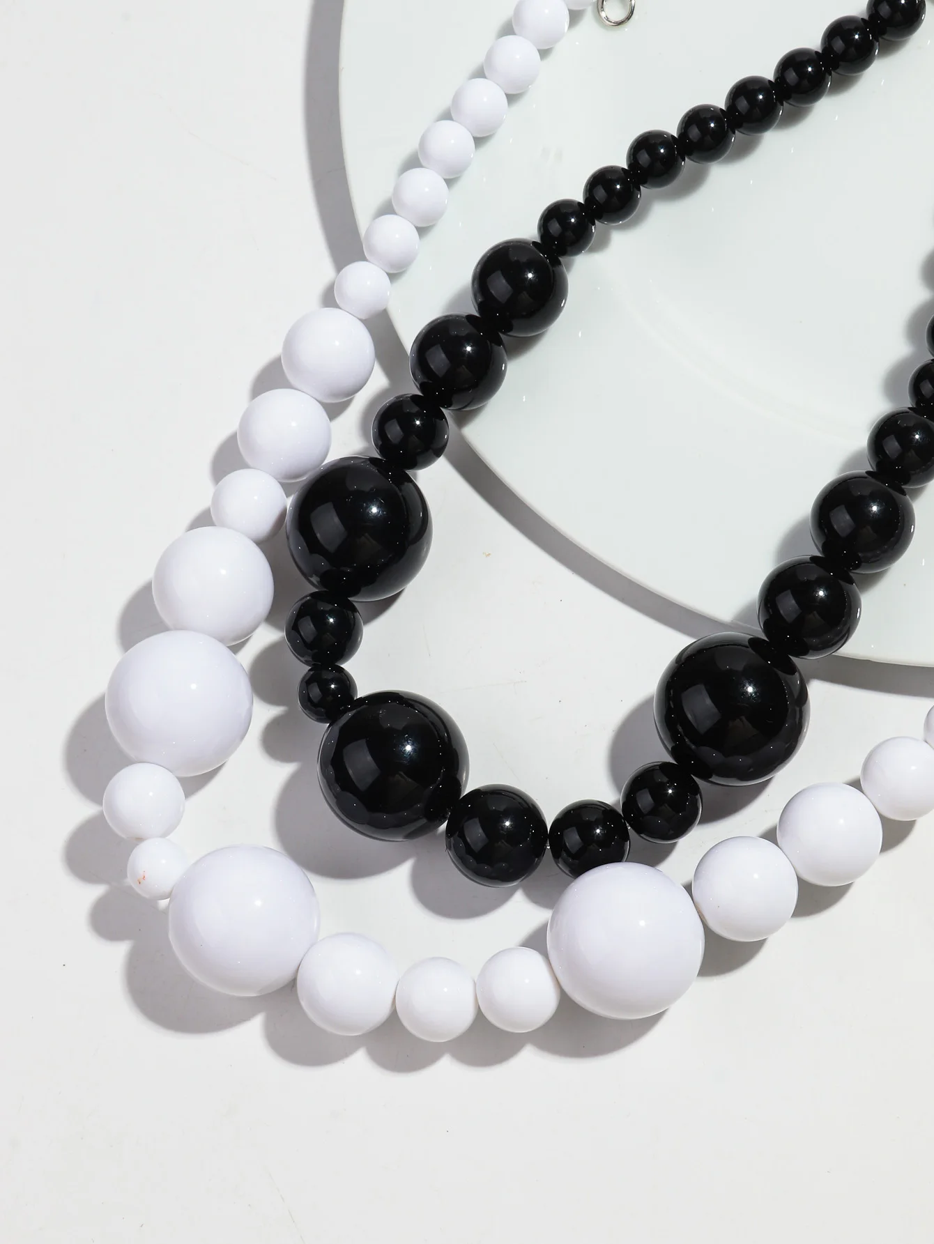 Neue Übertriebene Große Runde Perlen Halsband Halskette Für Frauen Punk Gothic Handgemachte Aussage Halskette Party Schmuck Geschenk Kragen Neue Übertriebene Große Runde Perlen Halsband Halskette Für Frauen Punk Gothic Handgemachte Aussage Halskette Party Schmuck Geschenk Kragen - Image 2