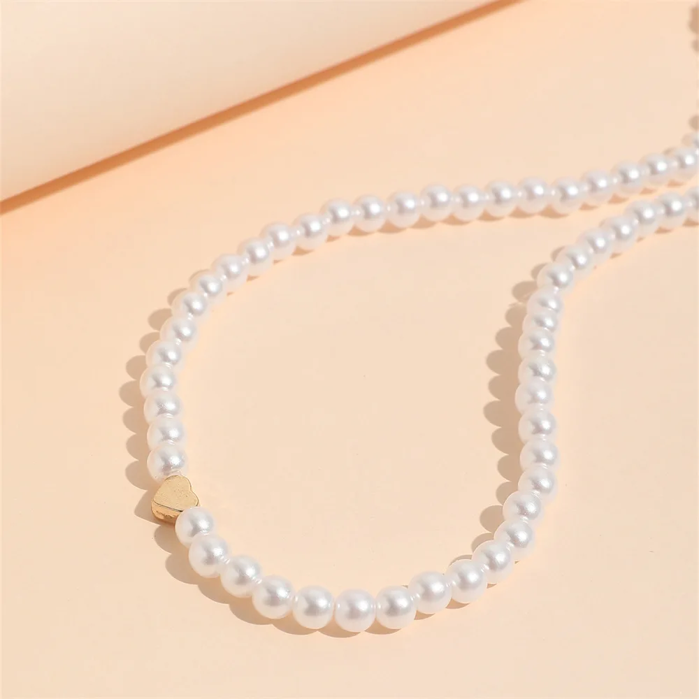 Modische Herzförmige Kunstperlen-Choker-Halskette Für Frauen Einfache Elegante Perlenkette Koreanischer Stil Party Hochzeit Schmuck Geschenke Modische Herzförmige Kunstperlen-Choker-Halskette Für Frauen Einfache Elegante Perlenkette Koreanischer Stil Party Hochzeit Schmuck Geschenke - Image 5