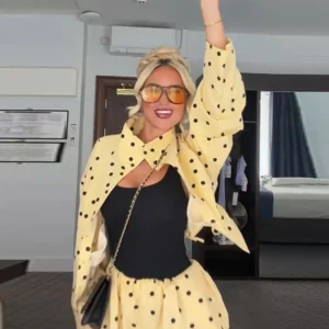 Elegantes Polka-Dot Damen 2-Teiliges Set Hochgeschlossene Jacke mit Ausschnitt und Langen Ärmeln Kurze Hose Damen 2026 Sommer Neue Frauen-Outfits