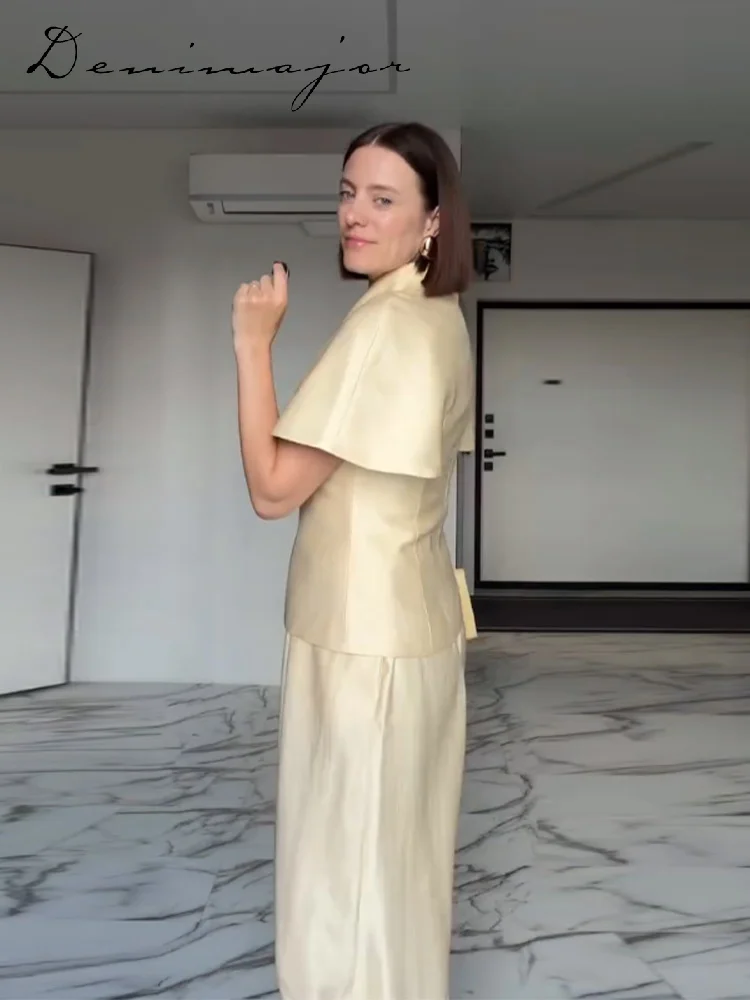 Modisches V-Ausschnitt-Oberteil Mit Laternenhose Set Für Damen – Einfarbige Kurzarm-Tops Und Lockere Weithosen – Sommer 2026 Freizeit-Outfit Für Damen Modisches V-Ausschnitt-Oberteil Mit Laternenhose Set Für Damen – Einfarbige Kurzarm-Tops Und Lockere Weithosen – Sommer 2026 Freizeit-Outfit Für Damen - Image 4