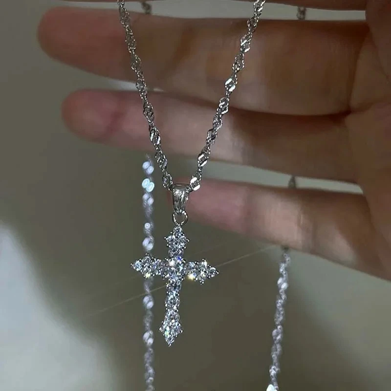 Glänzende Kristall Zirkon Kreuz Anhänger Halskette Für Frauen Mädchen Punk Silber Farbe Dünne Kette Halskette Partei Schmuck Geburtstag Geschenk Glänzende Kristall Zirkon Kreuz Anhänger Halskette Für Frauen Mädchen Punk Silber Farbe Dünne Kette Halskette Partei Schmuck Geburtstag Geschenk - Image 2