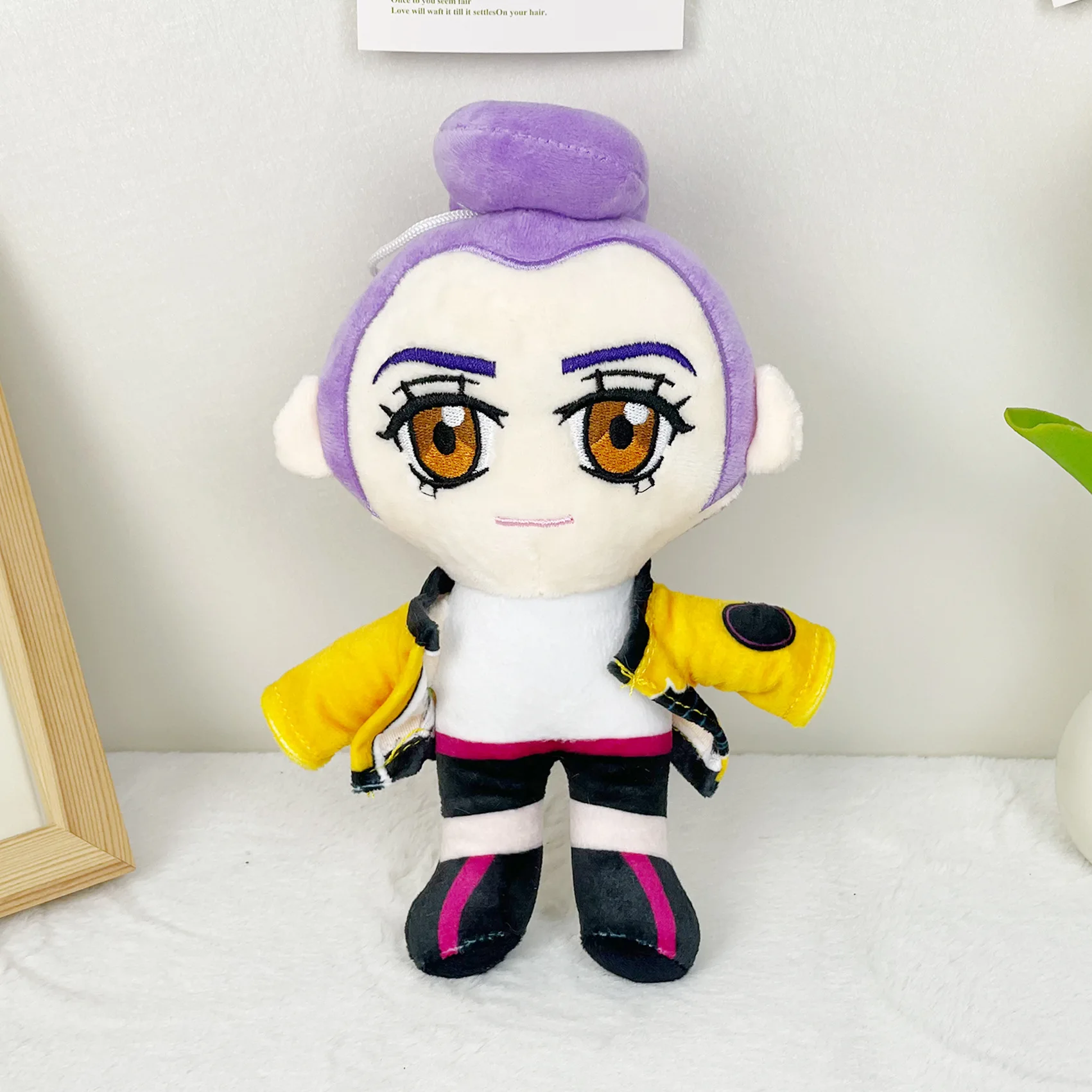 Neue, Angesagte Anime-Hunter-Plüschfigur: Süßer Lila Tiger Mit Schwarzem Hut, Elster Mit 3 Augen, Monsterjäger-Mädchen-Gruppe, Stofftier Für Fans Als Geschenk Neue, Angesagte Anime-Hunter-Plüschfigur: Süßer Lila Tiger Mit Schwarzem Hut, Elster Mit 3 Augen, Monsterjäger-Mädchen-Gruppe, Stofftier Für Fans Als Geschenk - Image 6