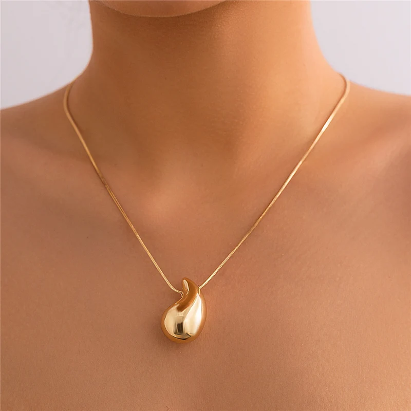 Neue Mode Gold Farbe Halskette Für Frauen Schmuck Metall Vintage Wasser Tropfen Anhänger Halskette Geburtstags Geschenk Neue Mode Gold Farbe Halskette Für Frauen Schmuck Metall Vintage Wasser Tropfen Anhänger Halskette Geburtstags Geschenk - Image 2