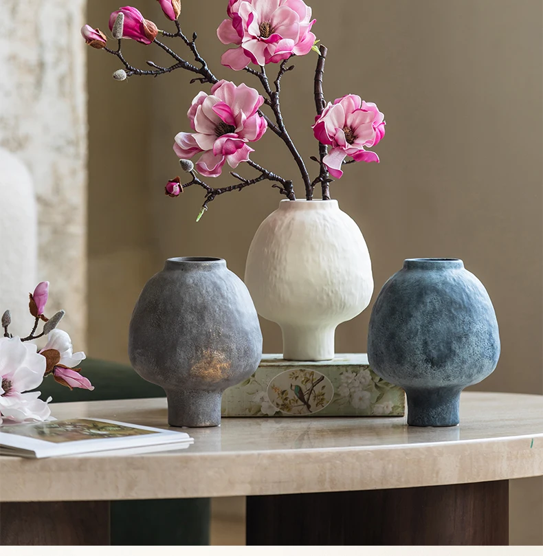Retro Keramikvase Aus Grobem Ton – Handgemachte Deko Für Trockenblumen Retro Keramikvase Aus Grobem Ton – Handgemachte Deko Für Trockenblumen - Image 2