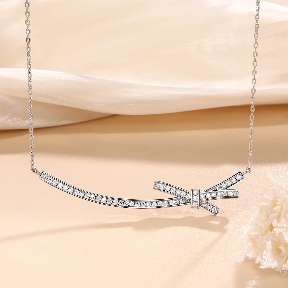 M-Jaja Voll-Moissanit-Halskette Für Damen, 925Er-Sterlingsilber, Kette, 1,3 Mm, Labordiamant, Eleganter Bogen-Anhänger, Funkelnder Schmuck, Geschenk M-Jaja Voll-Moissanit-Halskette Für Damen, 925Er-Sterlingsilber, Kette, 1,3 Mm, Labordiamant, Eleganter Bogen-Anhänger, Funkelnder Schmuck, Geschenk - Image 2