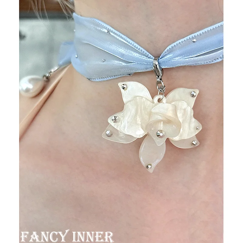 2025 Neue Band Halsband Polka Point Strass Blume Anhänger Perle Y2K Süße Lange Hals Mithelfer Für Frauen Mädchen Schmuck 2025 Neue Band Halsband Polka Point Strass Blume Anhänger Perle Y2K Süße Lange Hals Mithelfer Für Frauen Mädchen Schmuck - Image 5