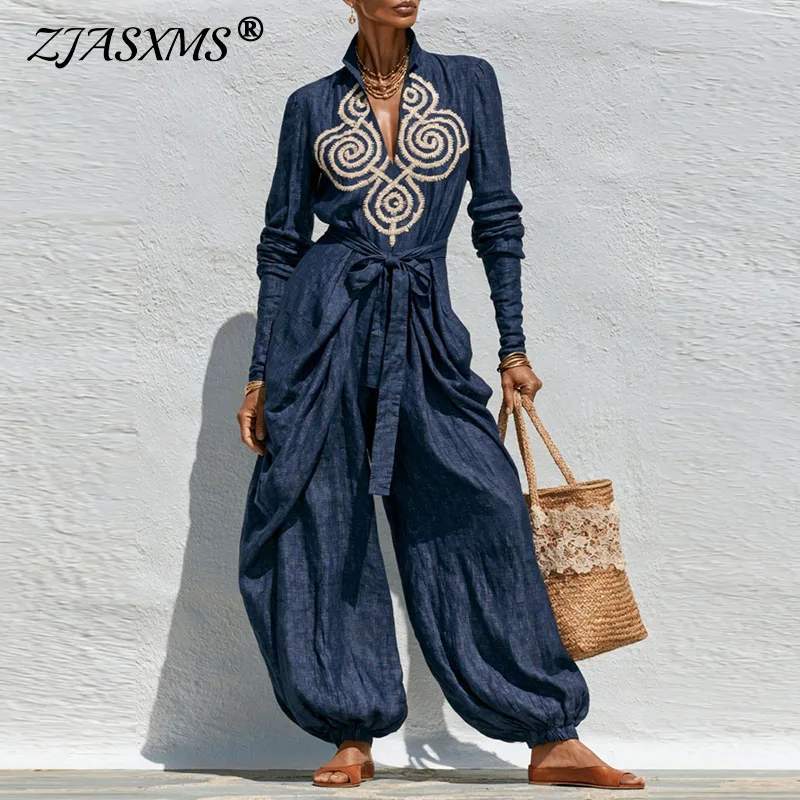 Damen-Jumpsuit Mit Stehkragen, V-Ausschnitt, Ethno-Stil, Langen Ärmeln, Taillengürtel, Haremshose, Ballonhose, Urlaubs-Outfit, Lässiger Einteiler. Damen-Jumpsuit Mit Stehkragen, V-Ausschnitt, Ethno-Stil, Langen Ärmeln, Taillengürtel, Haremshose, Ballonhose, Urlaubs-Outfit, Lässiger Einteiler.