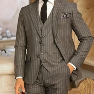 Elegant Pinstripe Suit for Men 3 Piece Blazer Vest and Pant Set Peak Lapel High Quality Customized Men Suit for Wedding Business