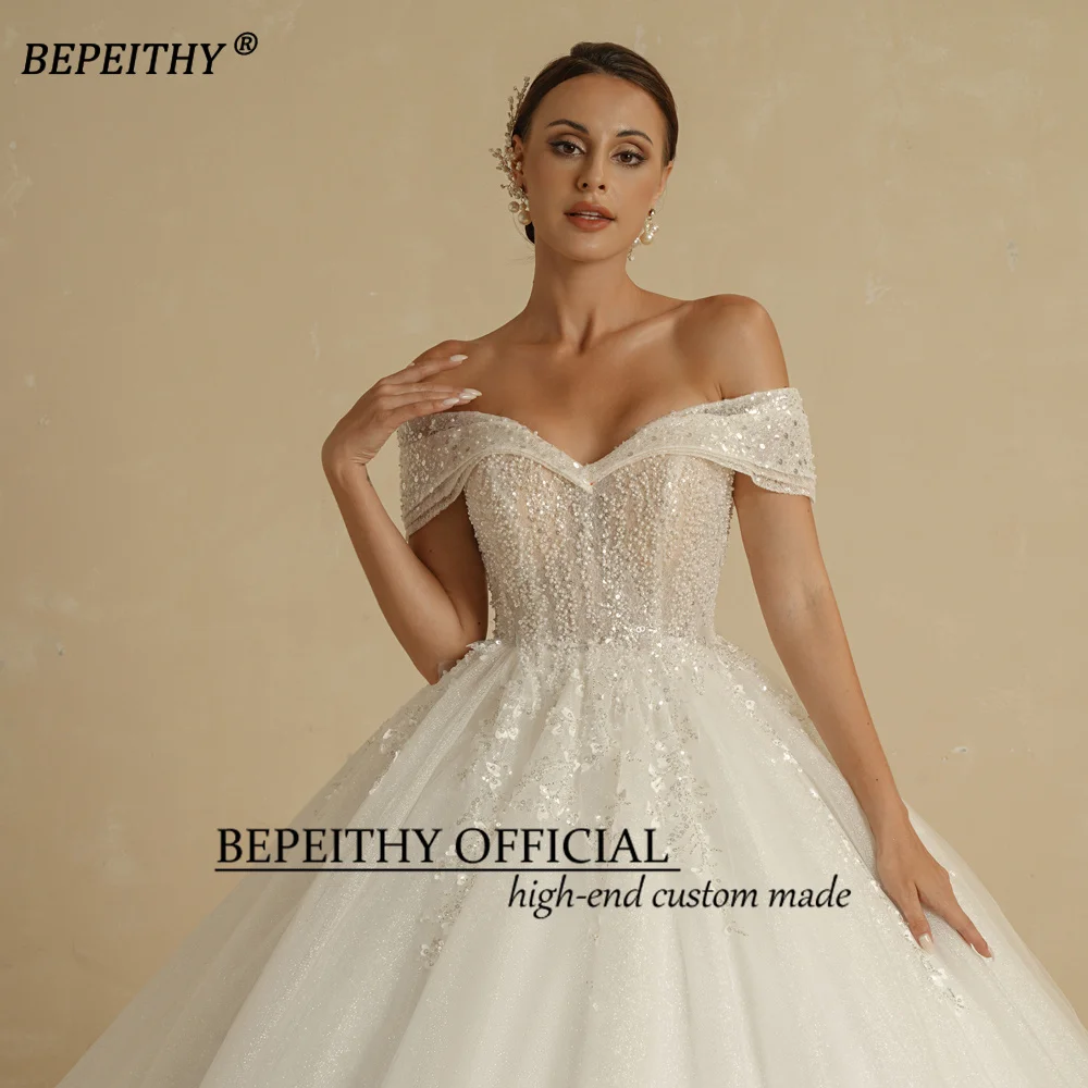 BEPEITHY schulterfreies Prinzessinnen-Brautkleid mit Glitzer, auch in großen Größen – Bild 3