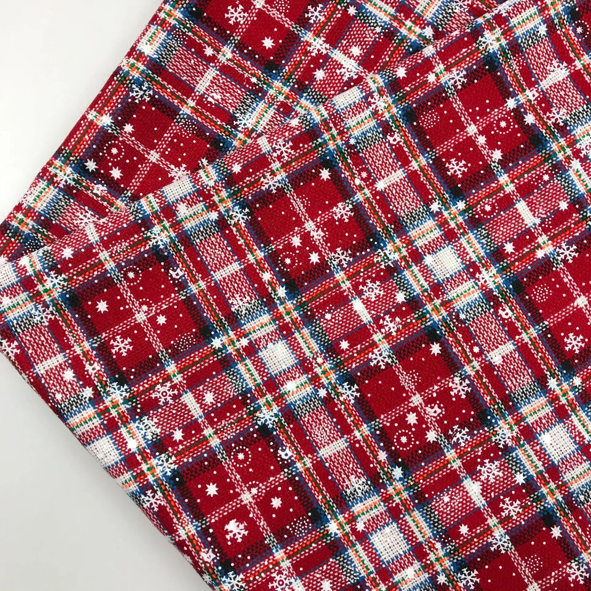 50X50Cm Christmas Fabric Snowflake Printing Plaid Fabric For Christmas Decoration Diy Handmade Sewing Christmas Gift Pillow Doll 50X50Cm Christmas Fabric Snowflake Printing Plaid Fabric For Christmas Decoration Diy Handmade Sewing Christmas Gift Pillow Doll - Image 4