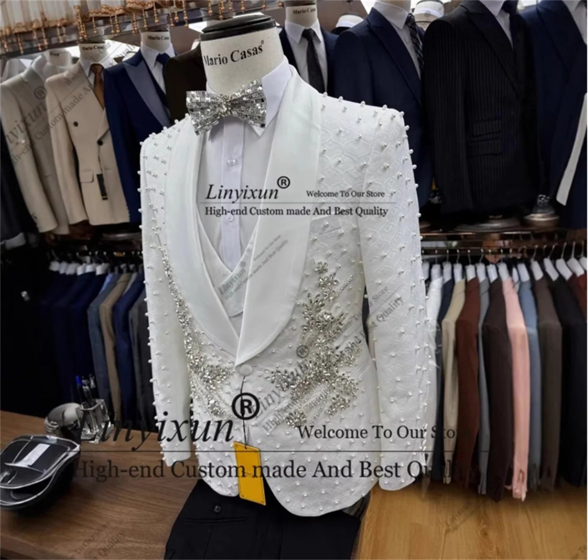 Sparkly Beaded Men Suits 3 Pieces Luxury Jewelry Bridegroom Groom Tuxedos Male Bespoke Prom Blazer Slim Fit Trajes Para Hombre Sparkly Beaded Men Suits 3 Pieces Luxury Jewelry Bridegroom Groom Tuxedos Male Bespoke Prom Blazer Slim Fit Trajes Para Hombre - Image 3