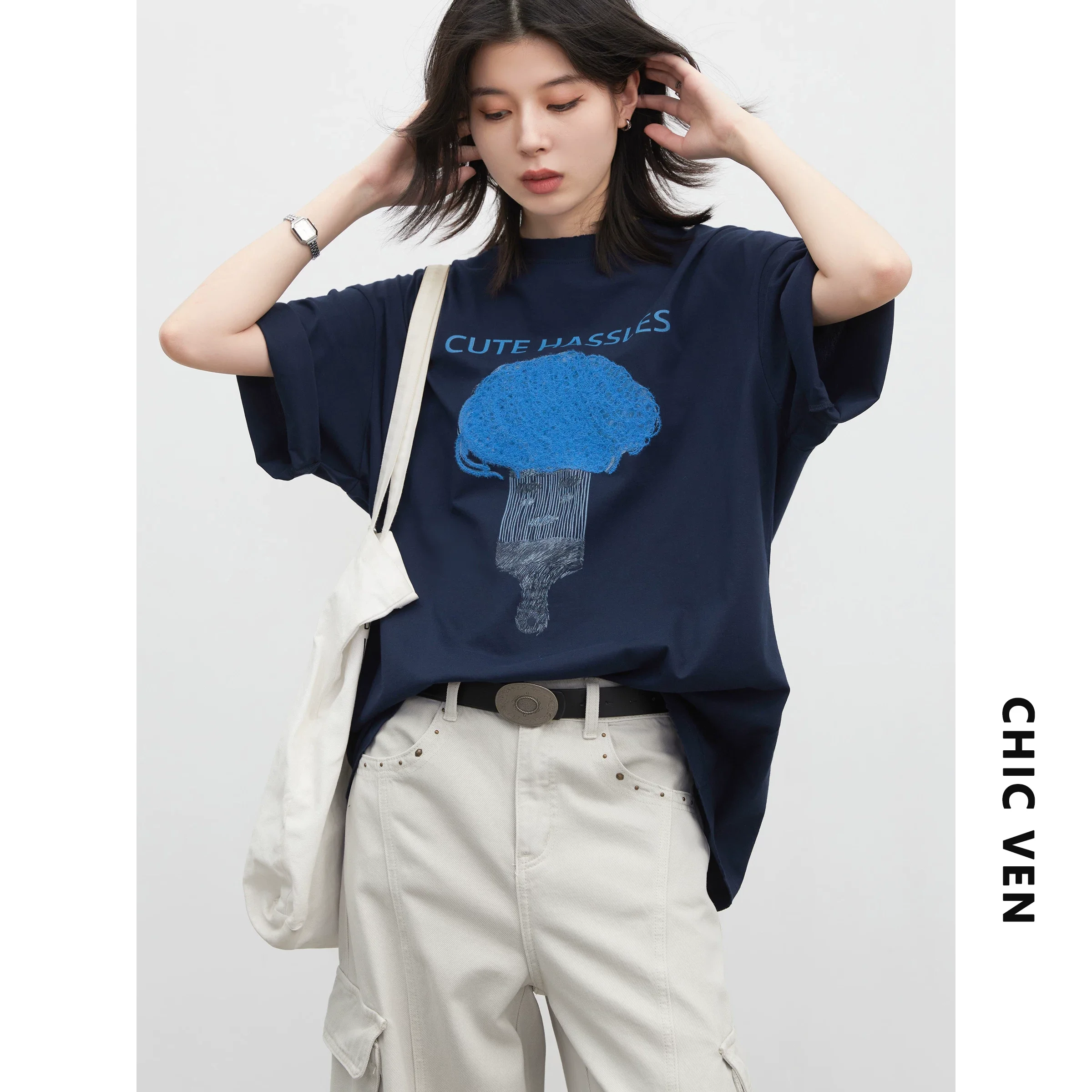 Chic Ven Damen T-Shirt Aus Baumwolle Mit 3D-Stickerei, Rundhals, Kurzarm, Oversized Chic Ven Damen T-Shirt Aus Baumwolle Mit 3D-Stickerei, Rundhals, Kurzarm, Oversized - Image 7