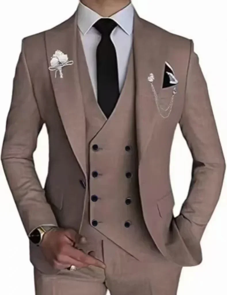 Herrenanzug Mit Spitzem Revers, 3-Teilig (Sakko, Weste, Hose) – Smoking Für Hochzeit Herrenanzug Mit Spitzem Revers, 3-Teilig (Sakko, Weste, Hose) – Smoking Für Hochzeit – Bild 11