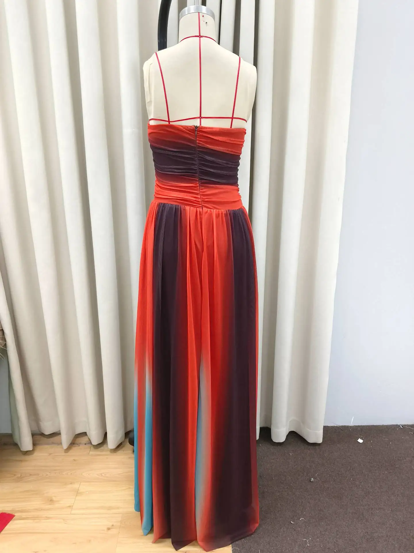 Maxikleid Mit Farbverlauf Und Batik-Muster, Schulterfrei, A-Linie Maxikleid Mit Farbverlauf Und Batik-Muster, Schulterfrei, A-Linie - Image 6