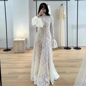 Elegantes Maxikleid aus Spitze im Vintage-Stil – für Abend, Party und Hochzeitsgäste