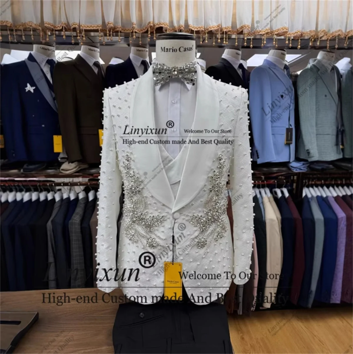 Sparkly Beaded Men Suits 3 Pieces Luxury Jewelry Bridegroom Groom Tuxedos Male Bespoke Prom Blazer Slim Fit Trajes Para Hombre Sparkly Beaded Men Suits 3 Pieces Luxury Jewelry Bridegroom Groom Tuxedos Male Bespoke Prom Blazer Slim Fit Trajes Para Hombre - Image 2