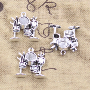 15 Stück Charms Musikinstrumente Trommel Kit 20x21mm Antik Silber Farbe Anhänger DIY Herstellung von Erkenntnissen Handgefertigter tibetischer Schmuck