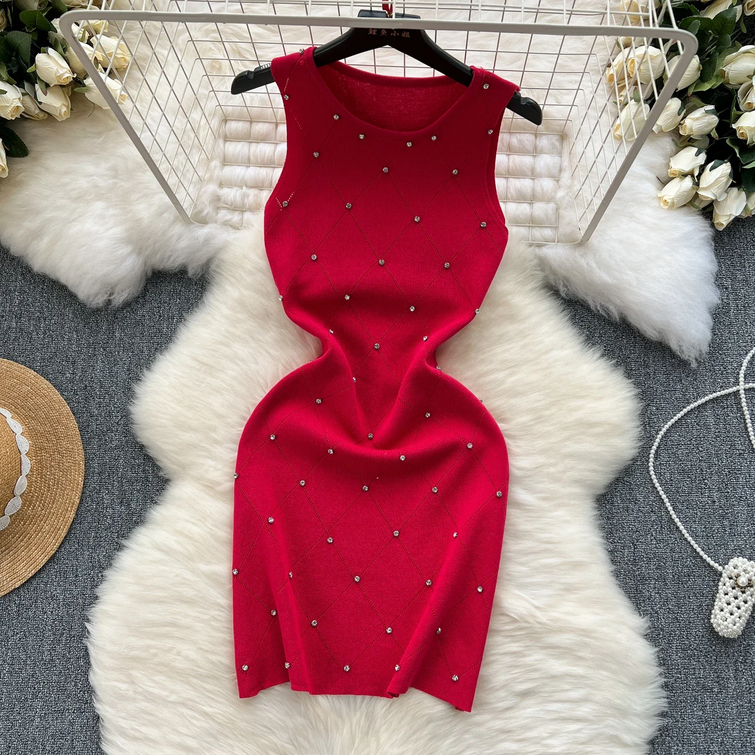 Ärmelloses Strick-Minikleid Für Damen Mit Perlenbesatz, Figurbetont Ärmelloses Strick-Minikleid Für Damen Mit Perlenbesatz, Figurbetont - Image 7