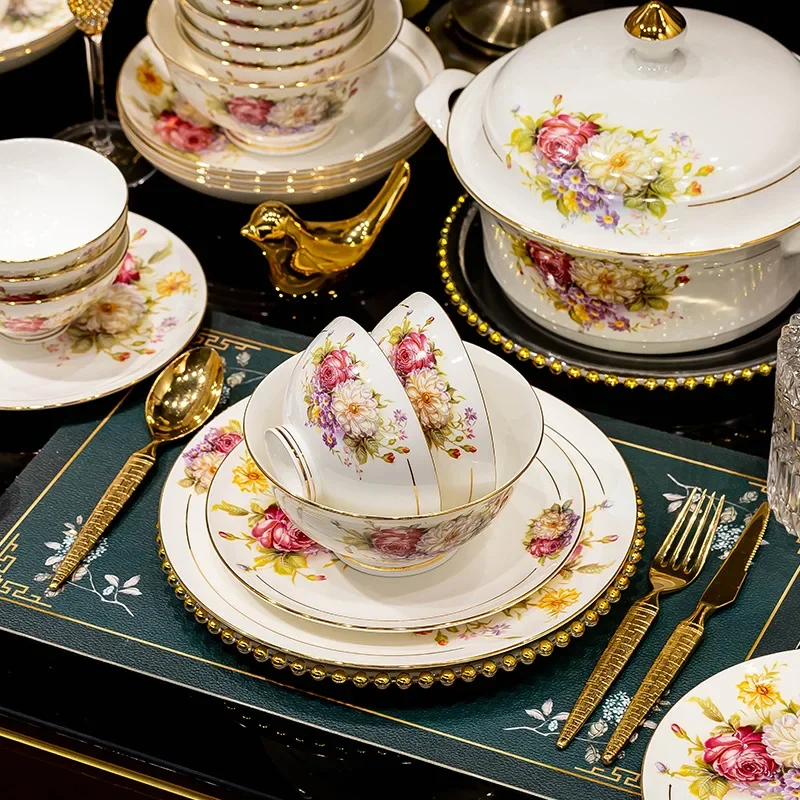 60-Teiliges Europäisches Geschirrset Luxuriöses Bone China Tafelservice Schüssel Löffel Teller Set Küchenutensilien Dinner-Set 60-Teiliges Europäisches Geschirrset Luxuriöses Bone China Tafelservice Schüssel Löffel Teller Set Küchenutensilien Dinner-Set - Image 2
