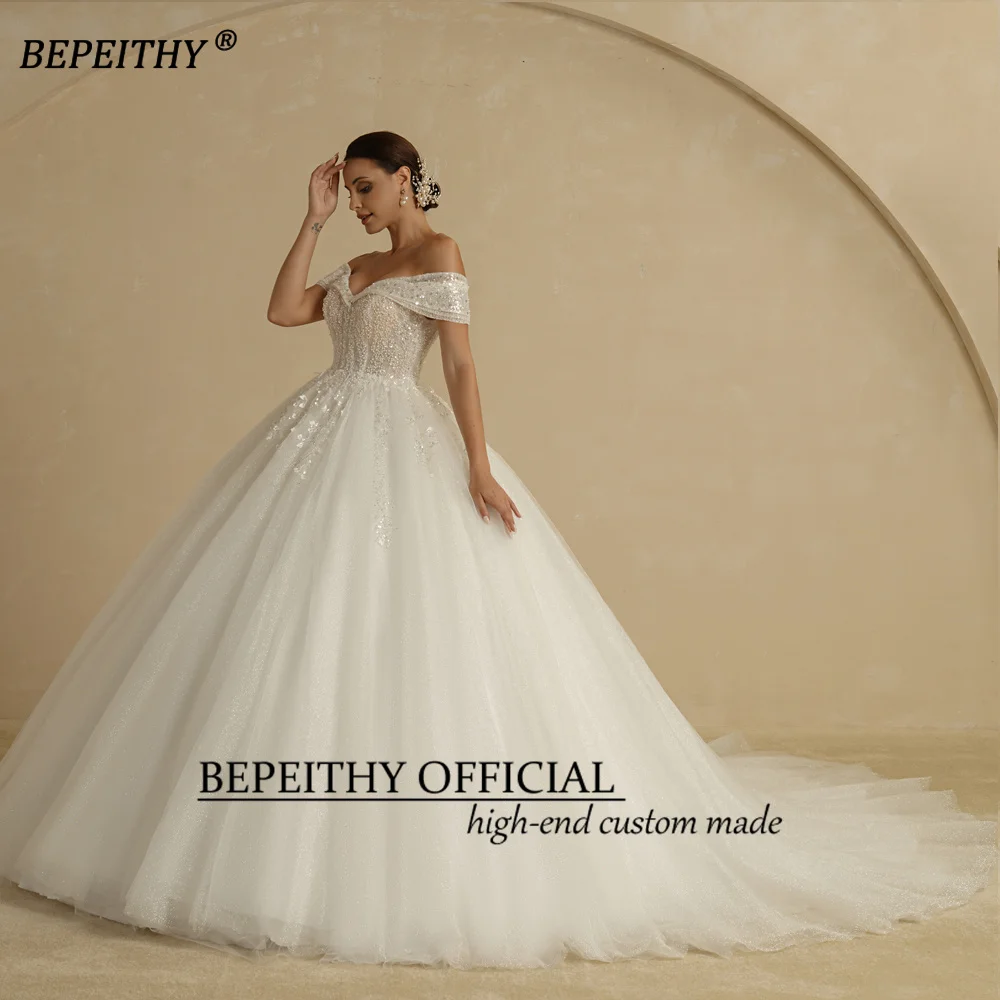 BEPEITHY schulterfreies Prinzessinnen-Brautkleid mit Glitzer, auch in großen Größen – Bild 4